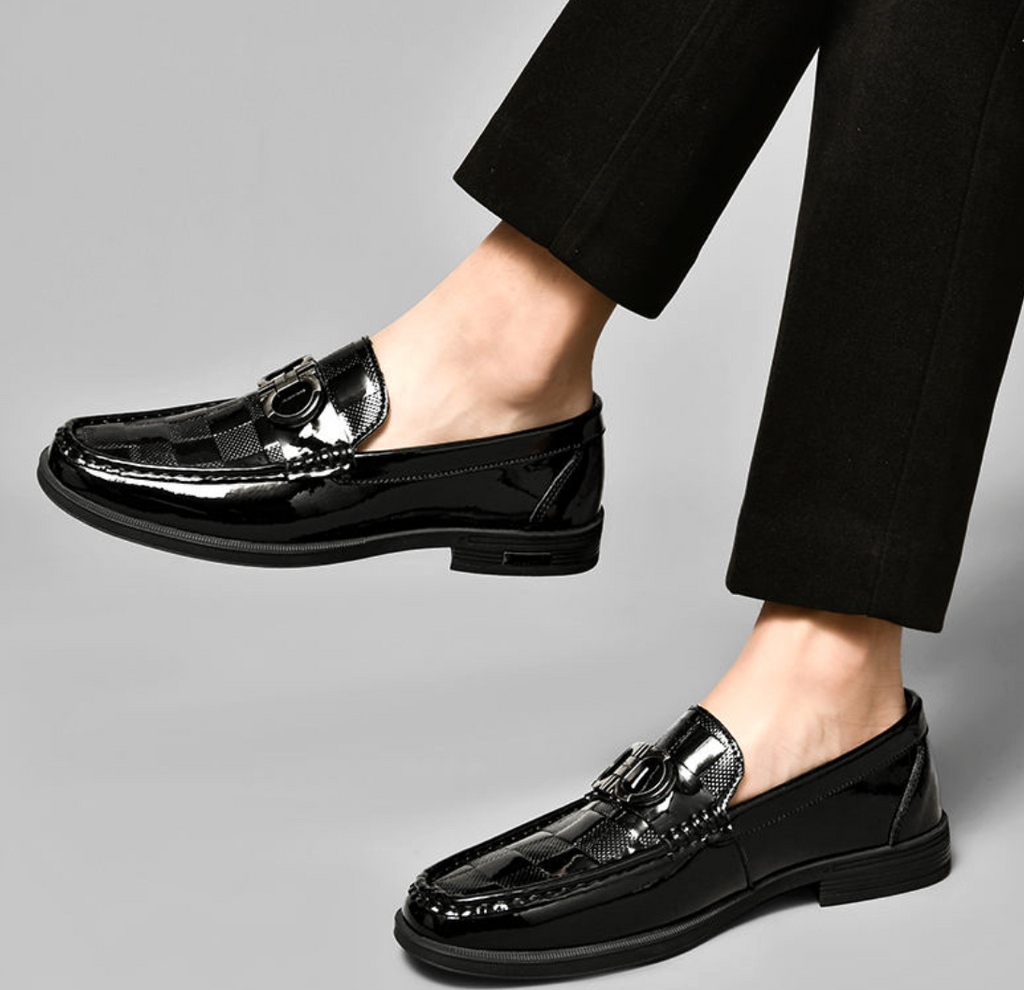 Men’s Cowhide Leather Loafers – Glossy Embossed British Business Shoes