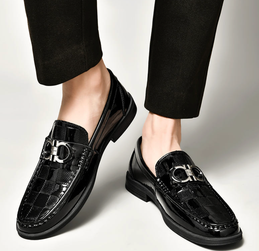 Men’s Cowhide Leather Loafers – Glossy Embossed British Business Shoes