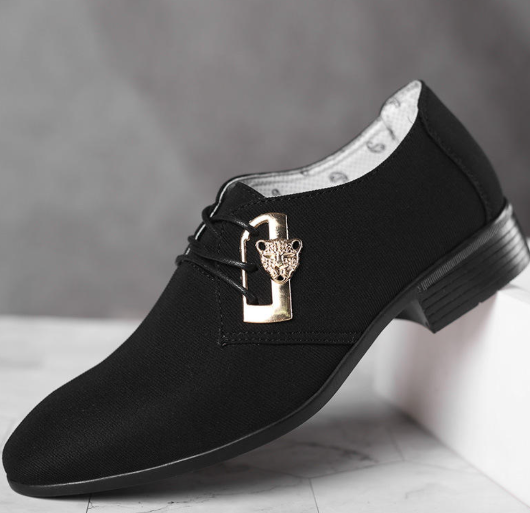 Men’s Business Casual Shoes – Breathable Oversized Comfort